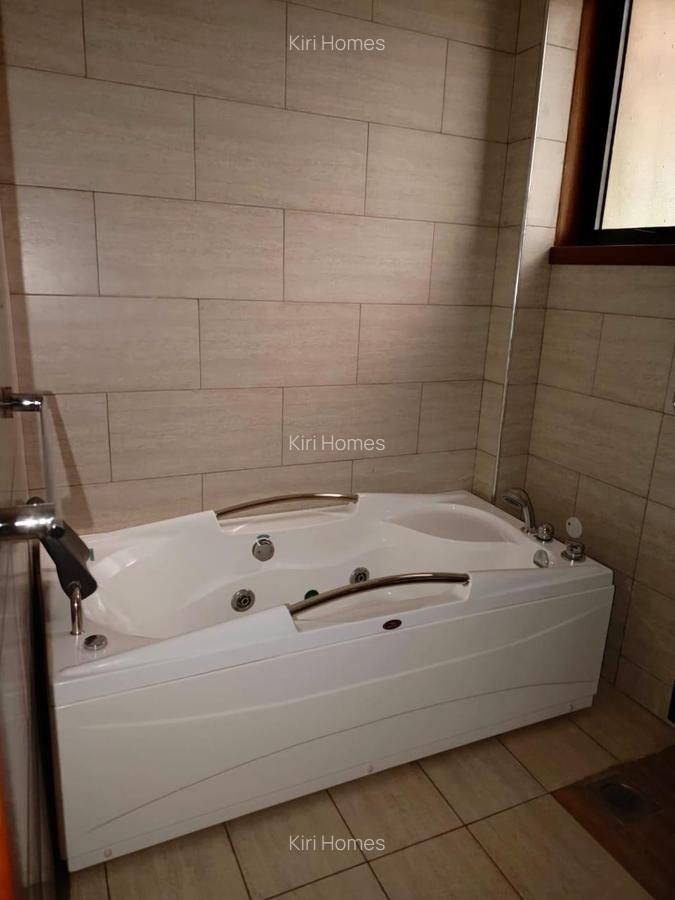 4 Bed Townhouse with En Suite in Nyari - 4