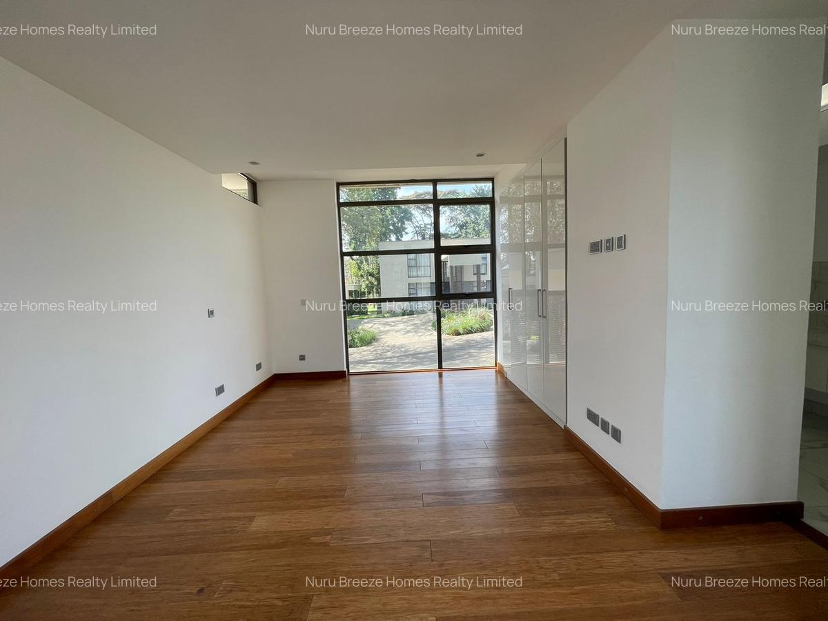 5 Bed Townhouse with En Suite in Karen - 18