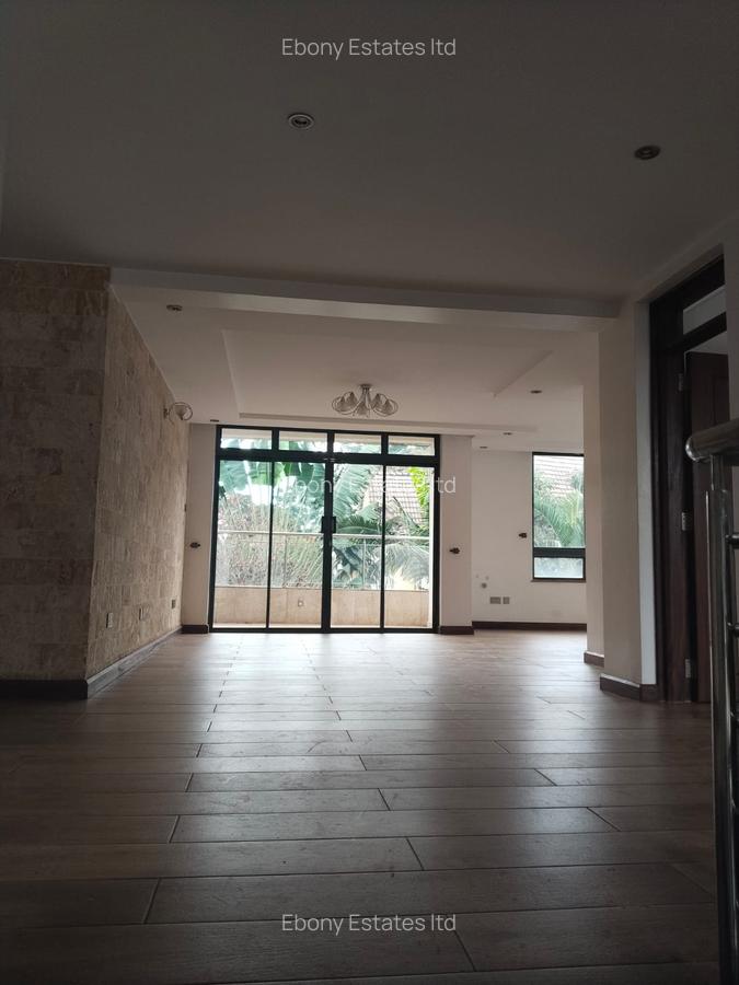 5 Bed Townhouse with En Suite in Lavington - 5