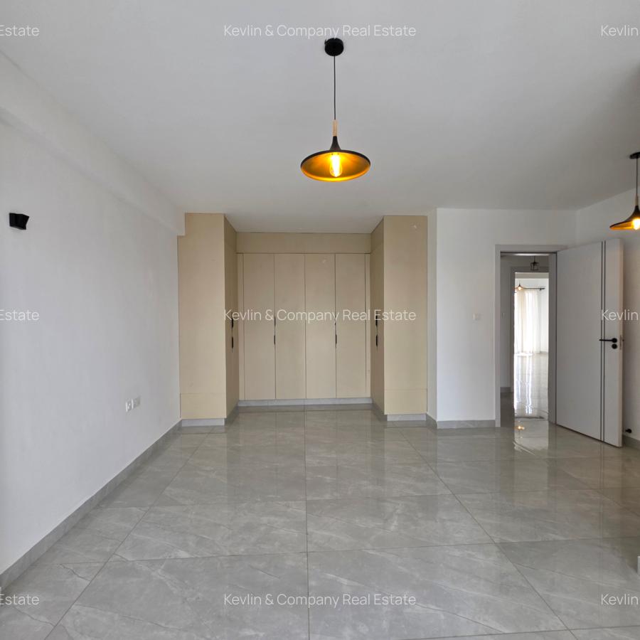 4 Bed Apartment with En Suite in General Mathenge - 18