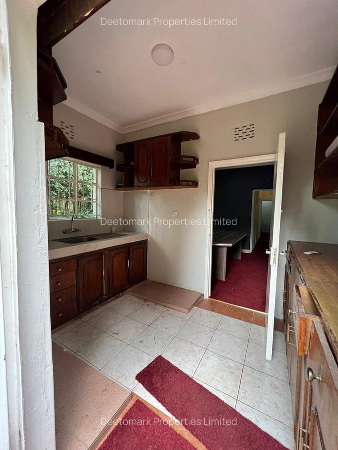 Commercial Property with Fibre Internet at Galleria - 13