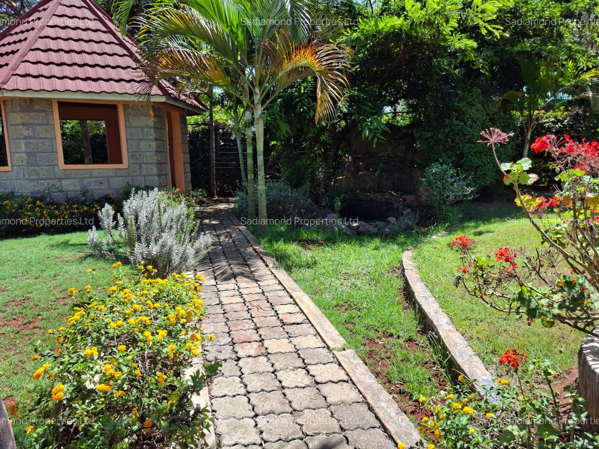 6 Bed House with En Suite in Karen - 8