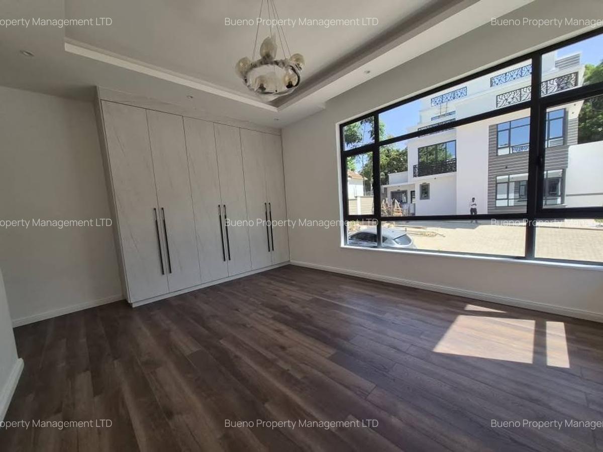 5 Bed Townhouse with Swimming Pool in Lavington - 6