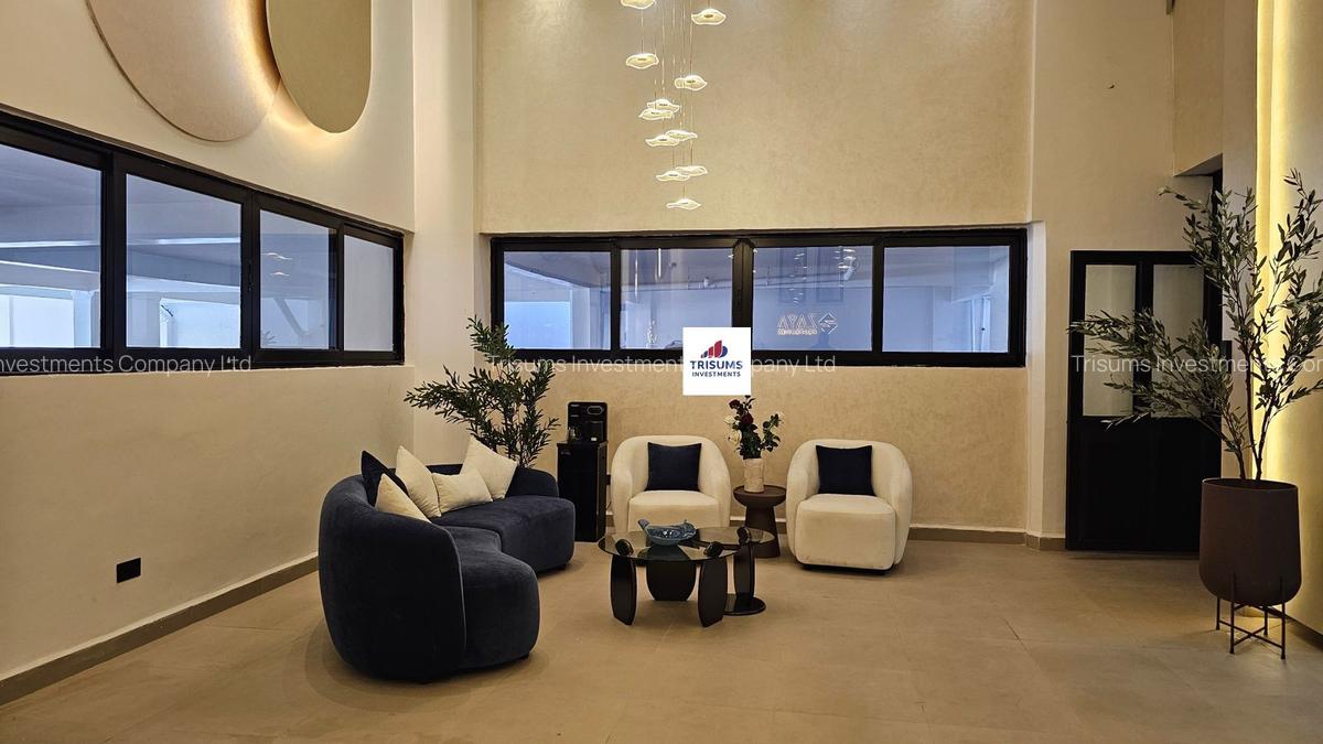 4 Bed Apartment with En Suite in Parklands - 11