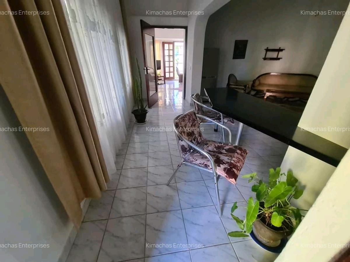 Furnished 1 Bed Apartment with En Suite at 3Rd Avenue Nyali - 9