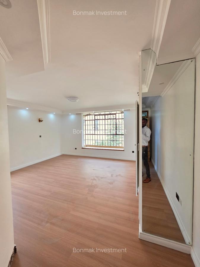 3 Bed Apartment with En Suite at Lavington Green - 15