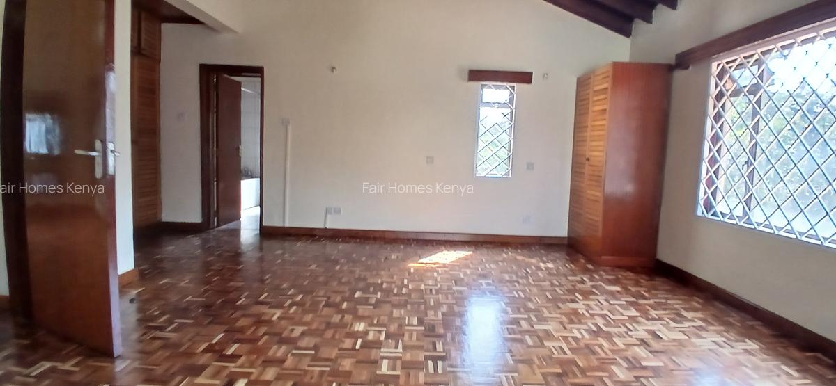 4 Bed Townhouse with En Suite at Gitanga Road - 10