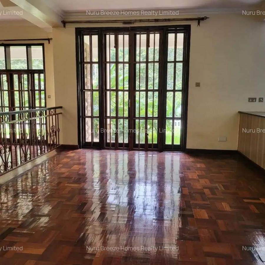 4 Bed Townhouse with En Suite in Karen - 12
