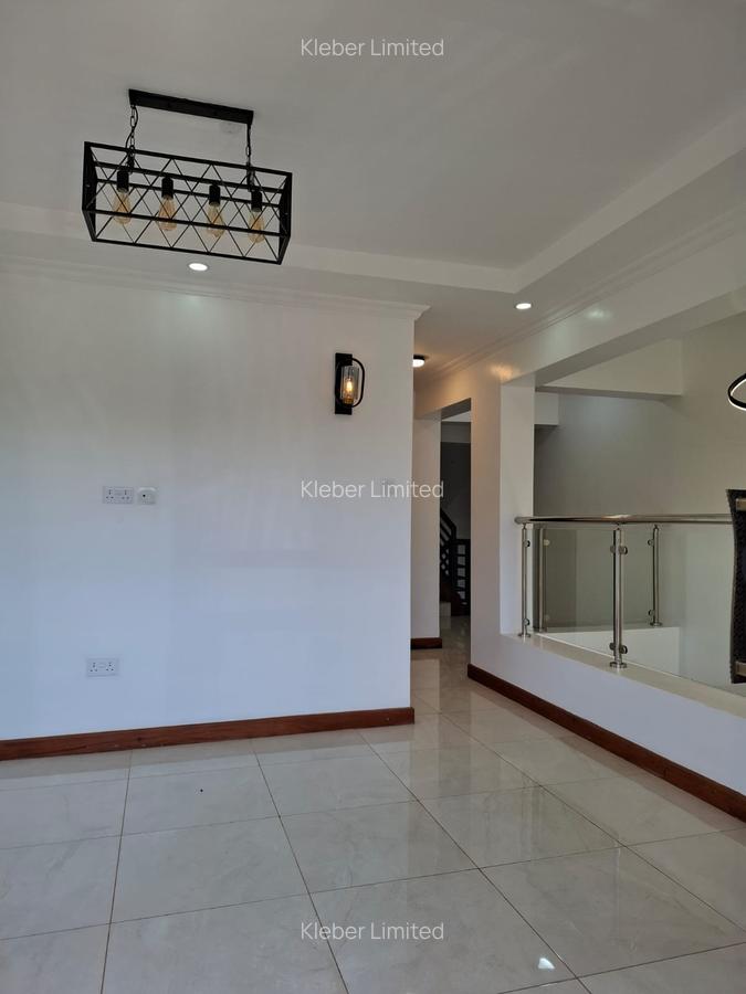 5 Bed House with En Suite at Kikuyu - 11