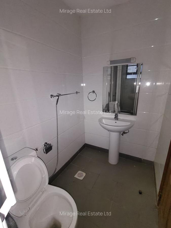 3 Bed Apartment with En Suite in Westlands Area - 9