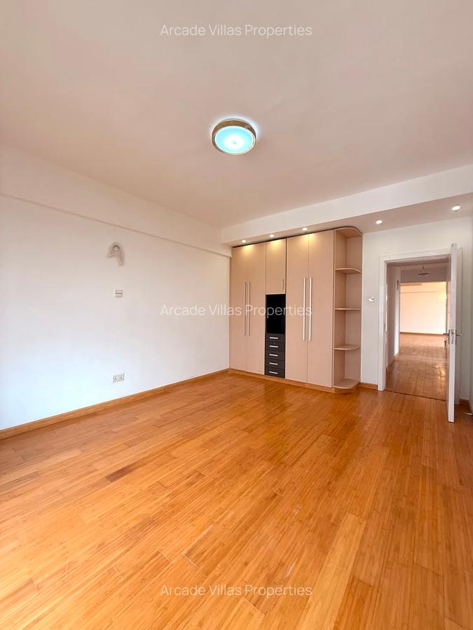 4 Bed Apartment with En Suite in Kileleshwa - 18