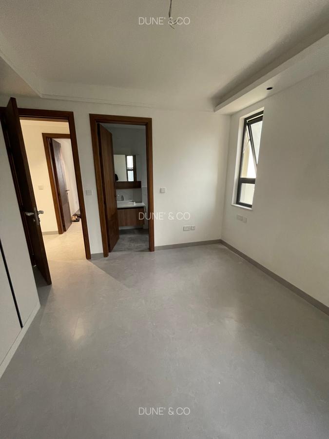 3 Bed Apartment with En Suite in Westlands Area - 15