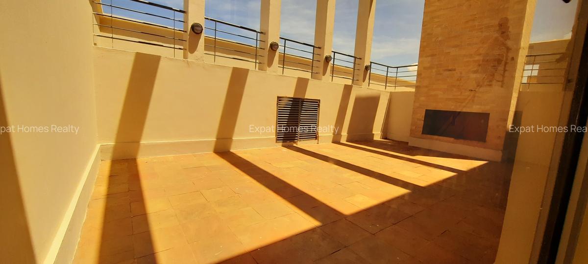 5 Bed Villa with En Suite in Lavington - 11