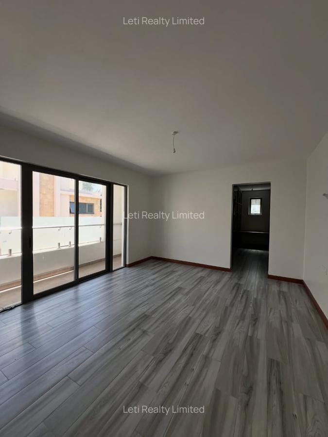 6 Bed Townhouse with En Suite in Lavington - 18