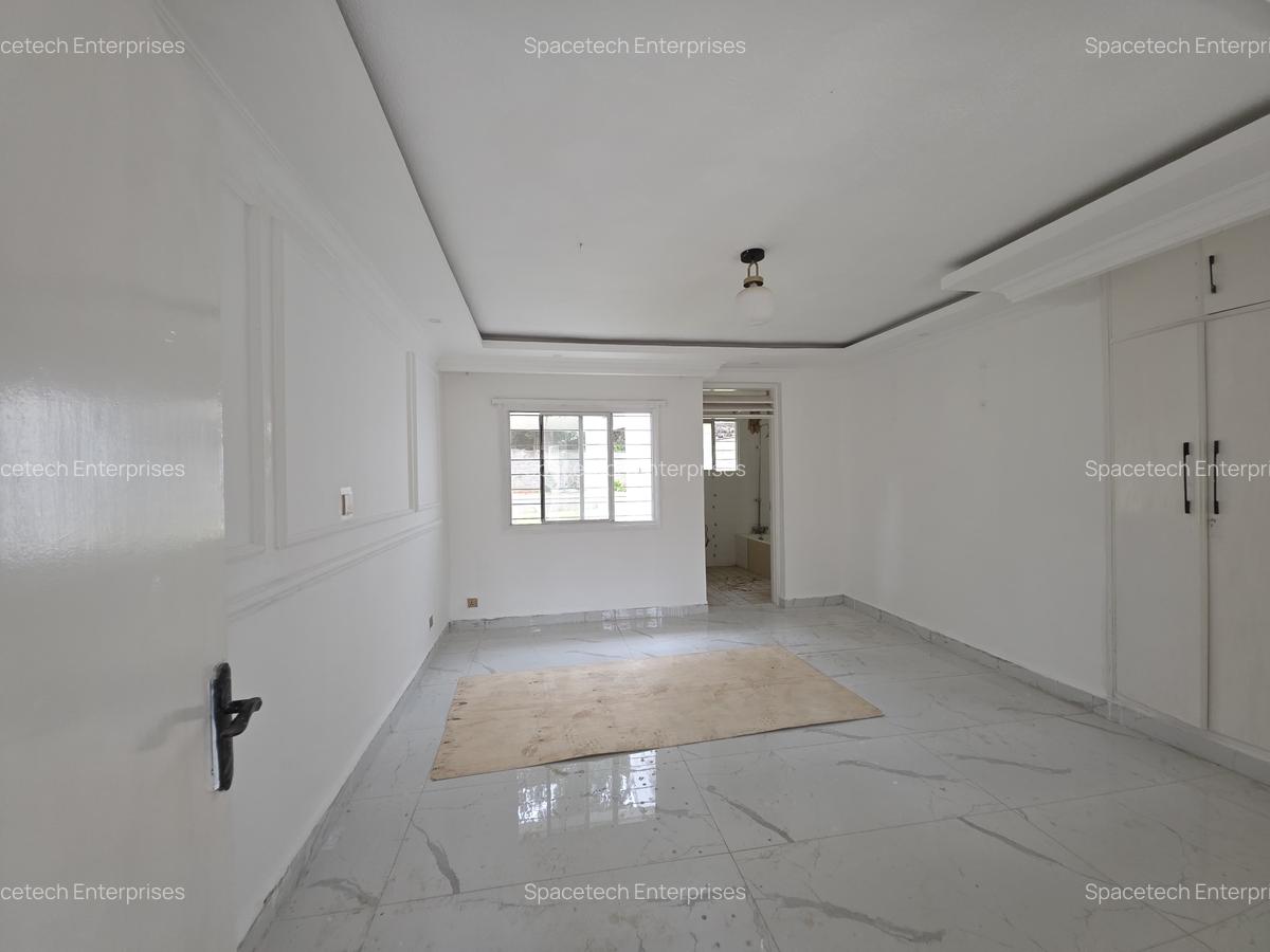 3 Bed House with En Suite in Muthaiga - 14