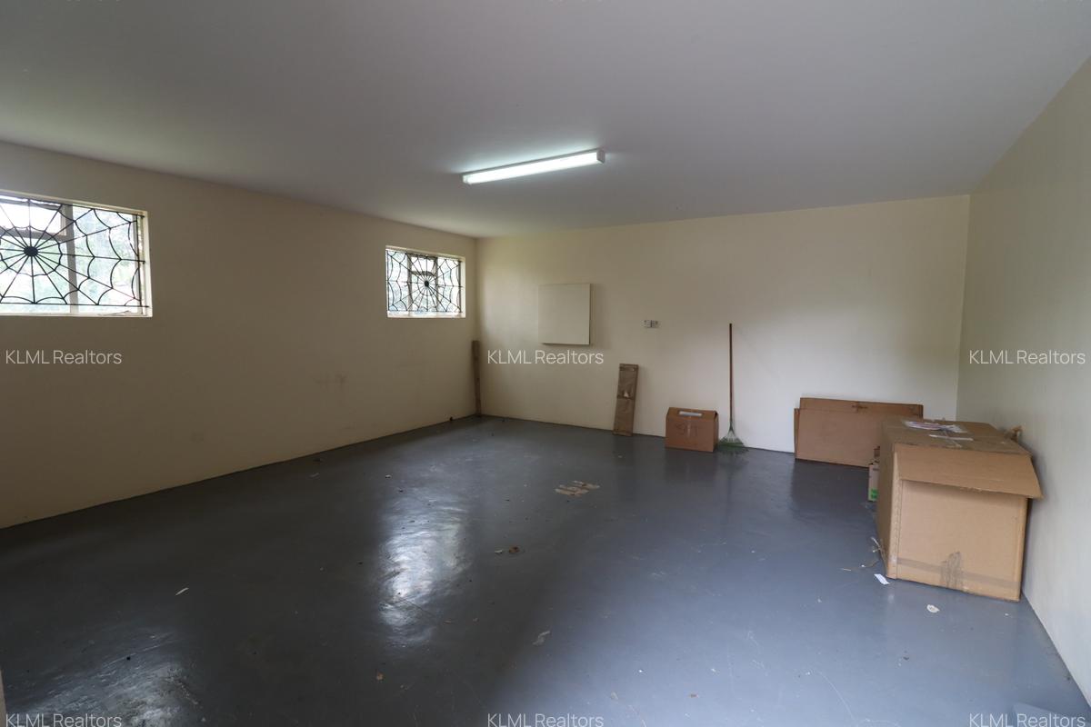 4 Bed Townhouse with En Suite in Nyari - 8