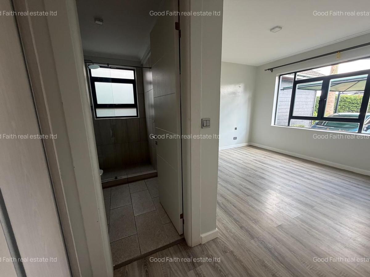 4 Bed Villa with En Suite in Kiambu Road - 11