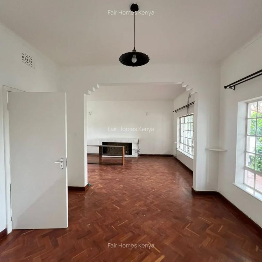 3 Bed Townhouse with En Suite at Lavington Green - 5