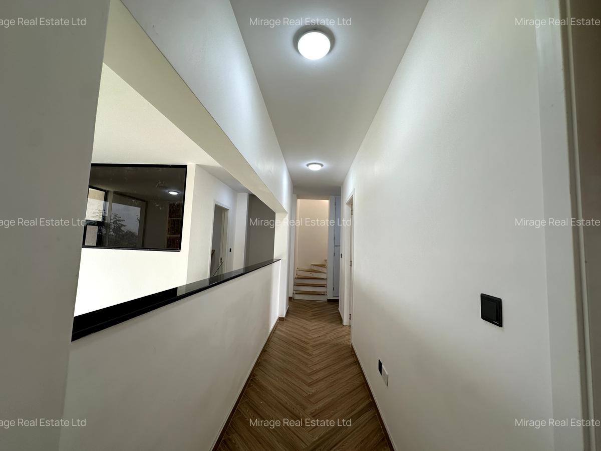 4 Bed Villa with Staff Quarters in Runda - 8