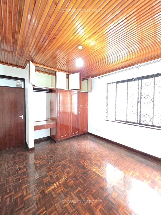 4 Bed Townhouse with En Suite at Kilimani - 12