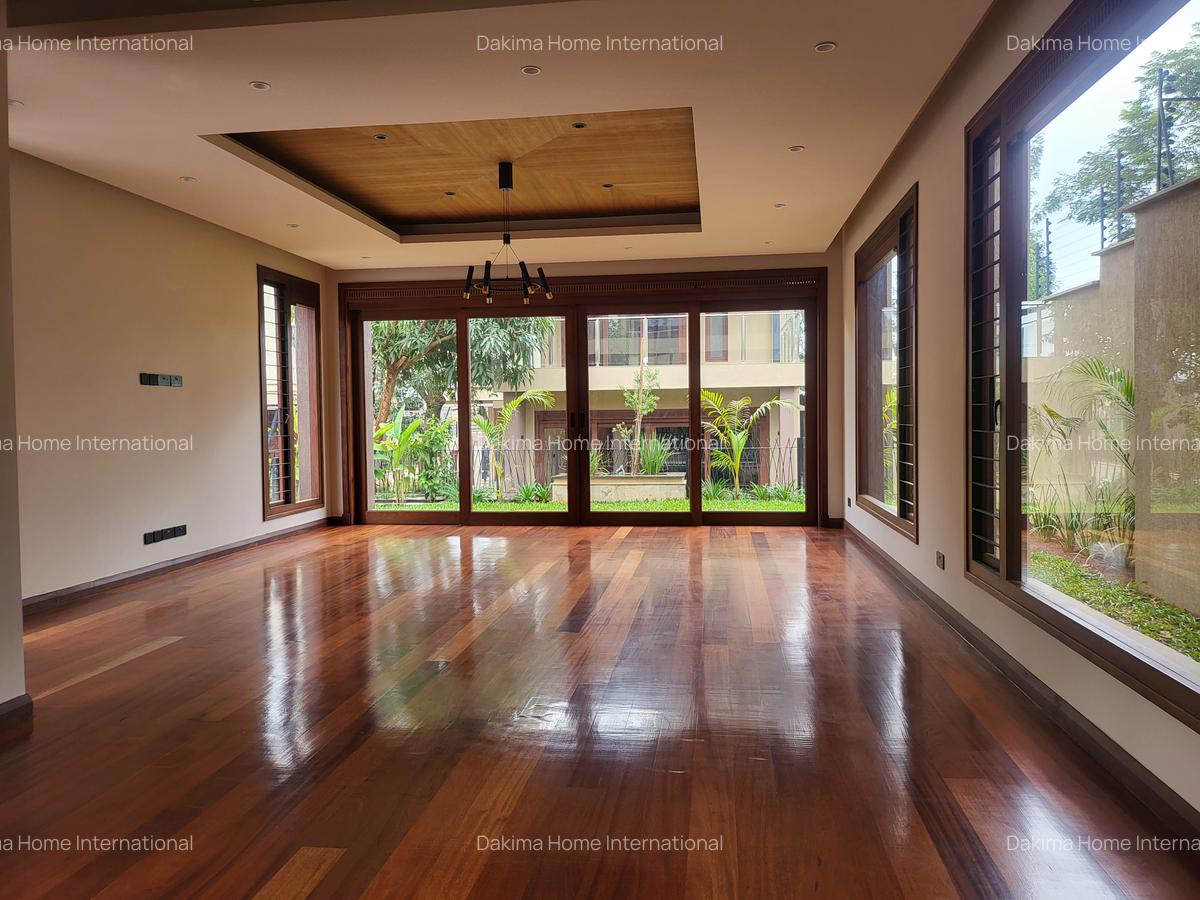 4 Bed Villa with En Suite in Runda - 4