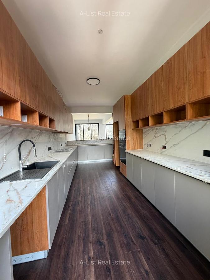4 Bed Townhouse with Swimming Pool at Kirawa Road - 6