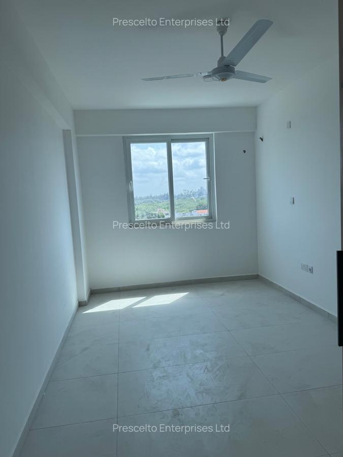 2 Bed Apartment with En Suite at Off Links Road - 7