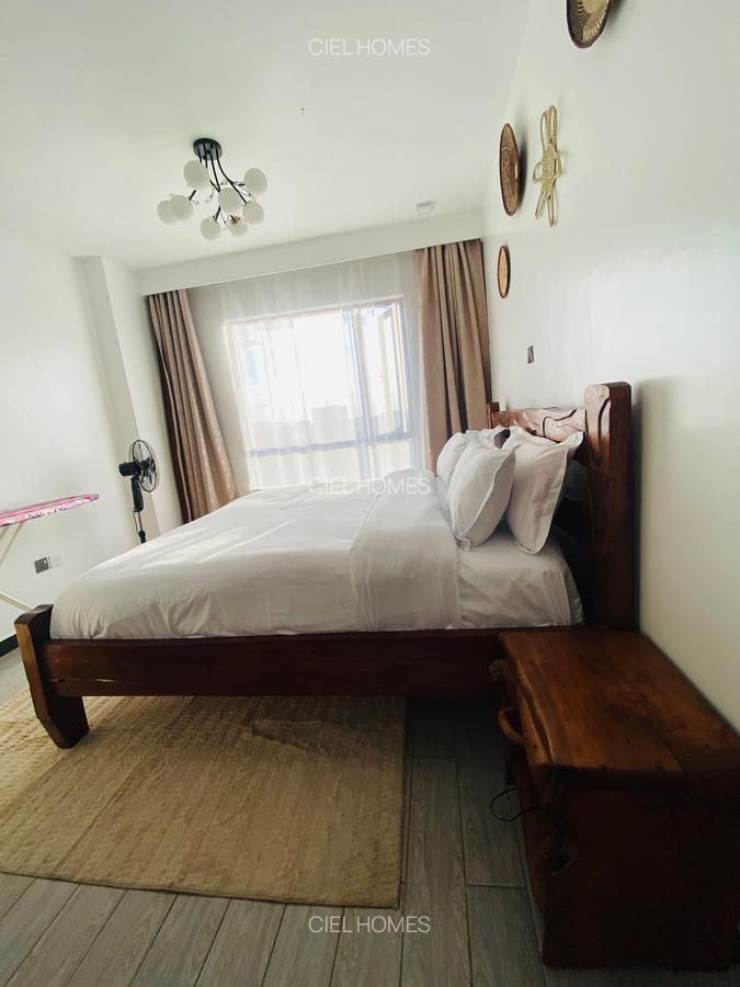 Serviced 2 Bed Apartment with Swimming Pool at Wood Avenue - 14