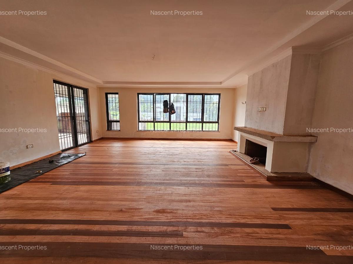 6 Bed House with En Suite in Loresho - 5