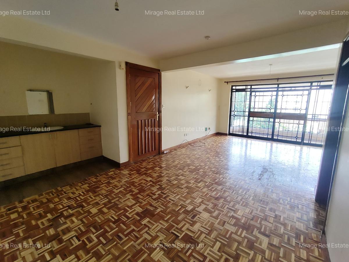 3 Bed Apartment with Swimming Pool in Kilimani - 15