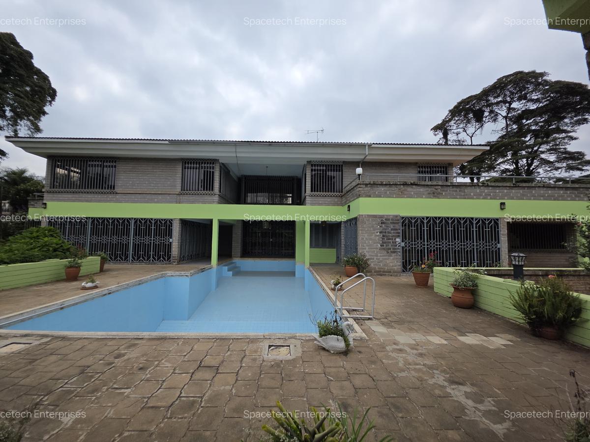 5 Bed House with En Suite in Muthaiga - 1
