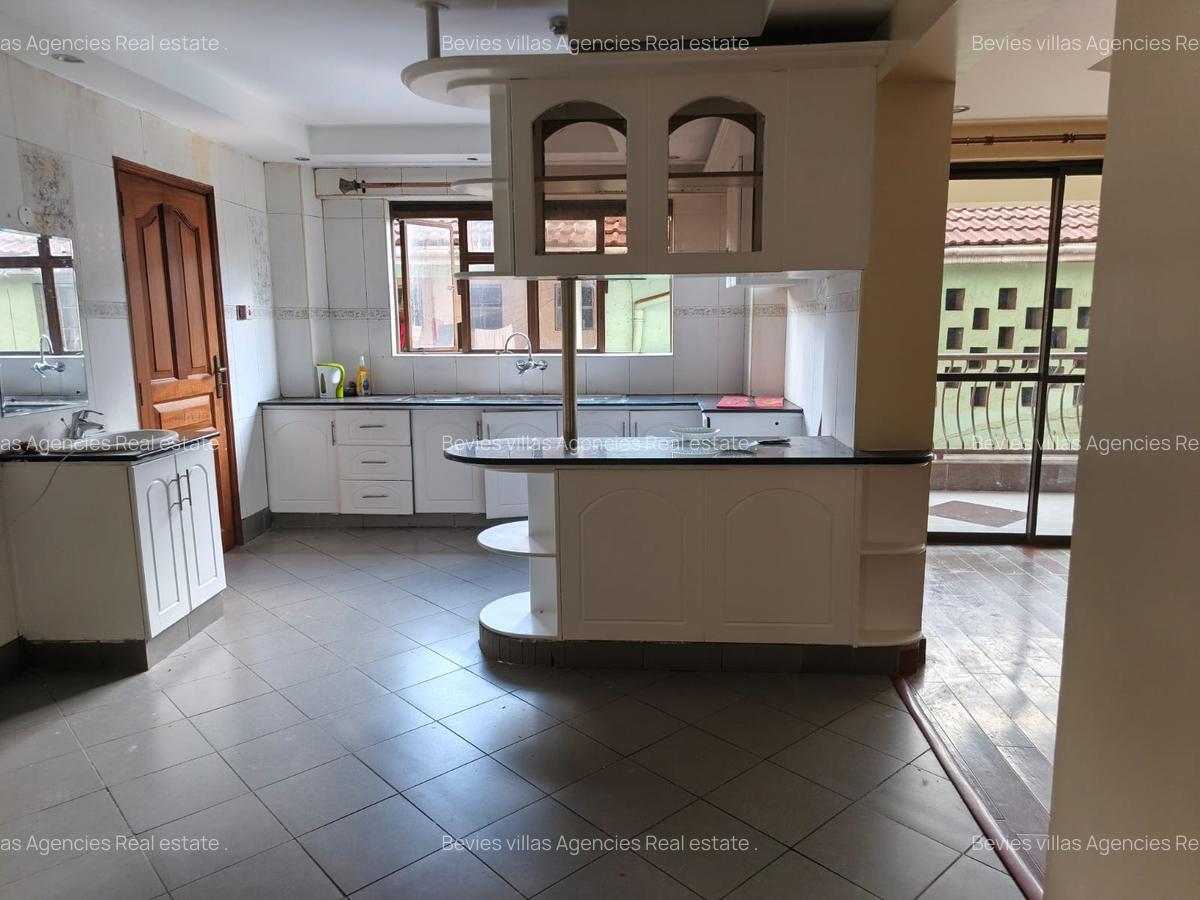 3 Bed Apartment with En Suite at Westlands - 10