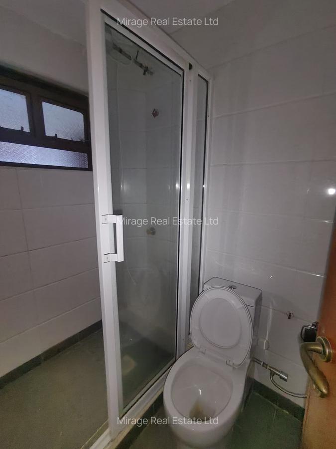 3 Bed Apartment with En Suite in Westlands Area - 5