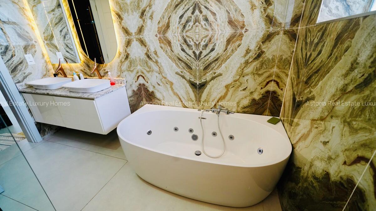 4 Bed Apartment with En Suite at 2026-510 - 11