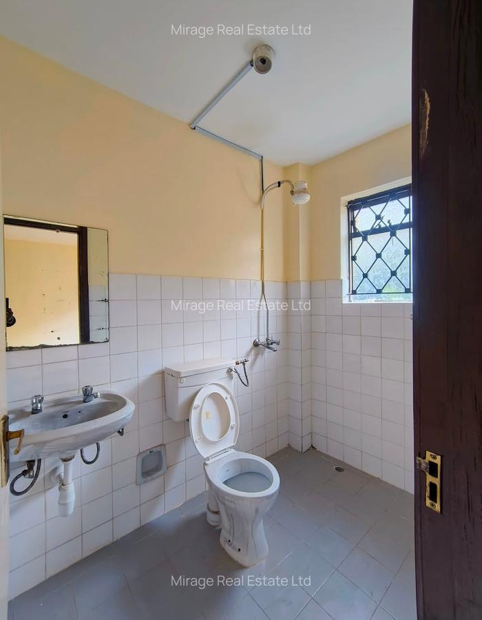 4 Bed Apartment with Swimming Pool in Kilimani - 8
