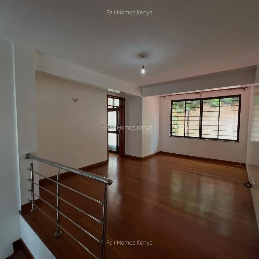 5 Bed Townhouse with En Suite at Convent Drive - 5
