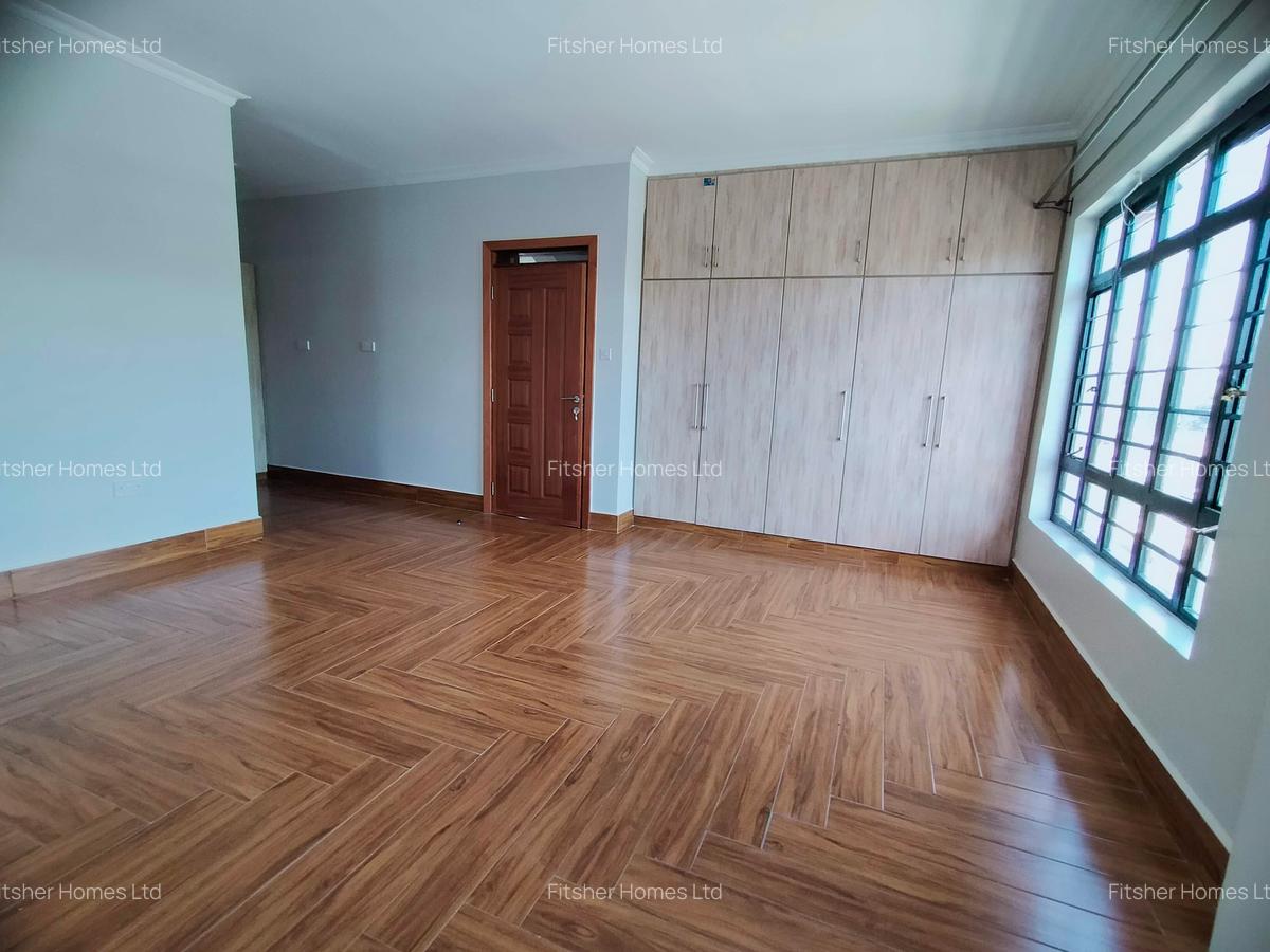 4 Bed House with En Suite in Kiambu Road - 14