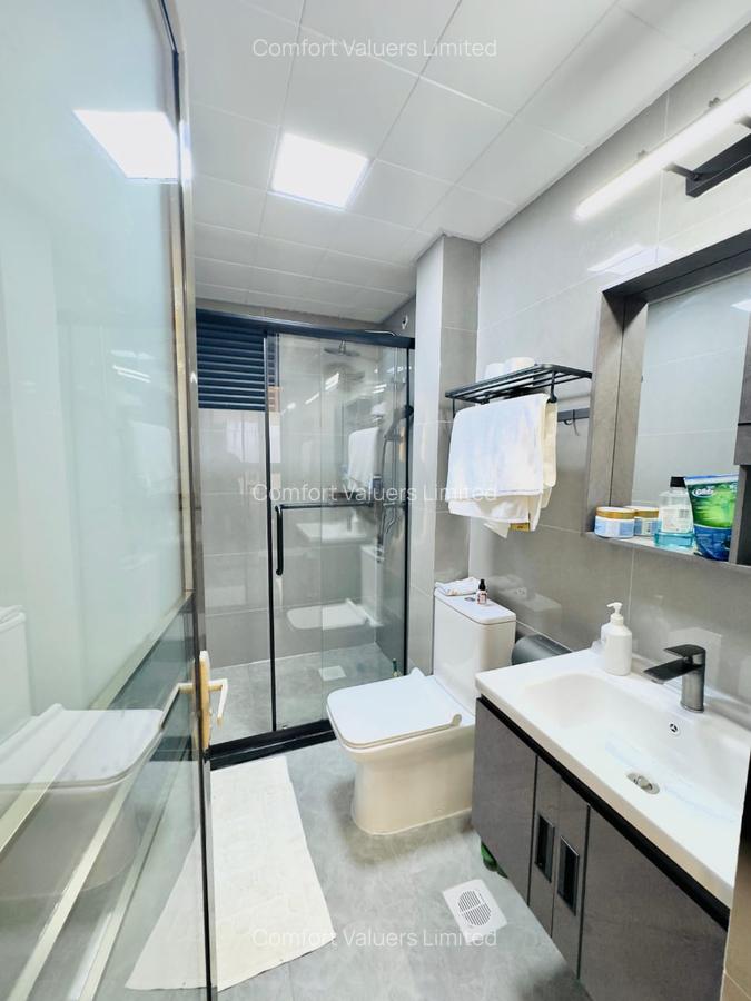 Serviced 1 Bed Apartment with En Suite at Riverside Drive - 5