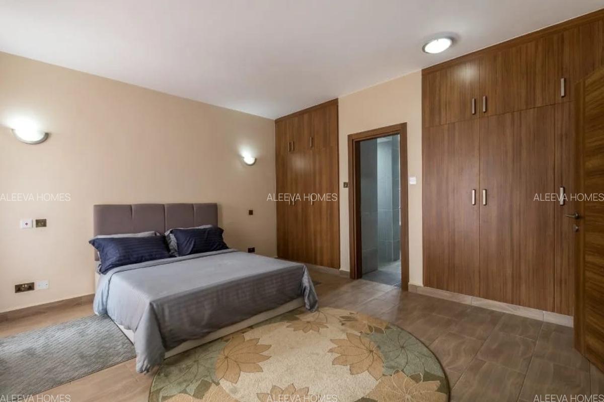 3 Bed Apartment with En Suite in Kilimani - 10