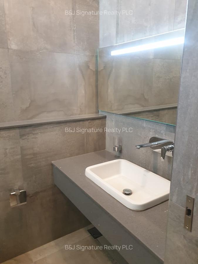 Serviced 2 Bed Apartment with En Suite in Westlands Area - 14