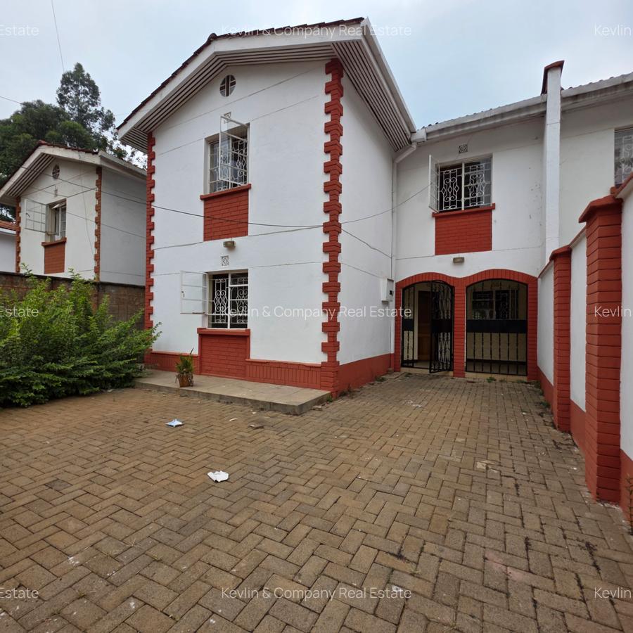 4 Bed Townhouse with En Suite in Lavington - 3
