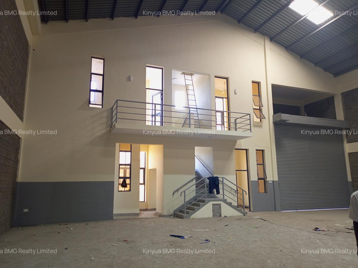 8,000 ft² Warehouse with Backup Generator in Mombasa Island - 3