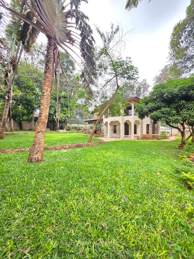 5 Bed House with En Suite at Old Runda - 3