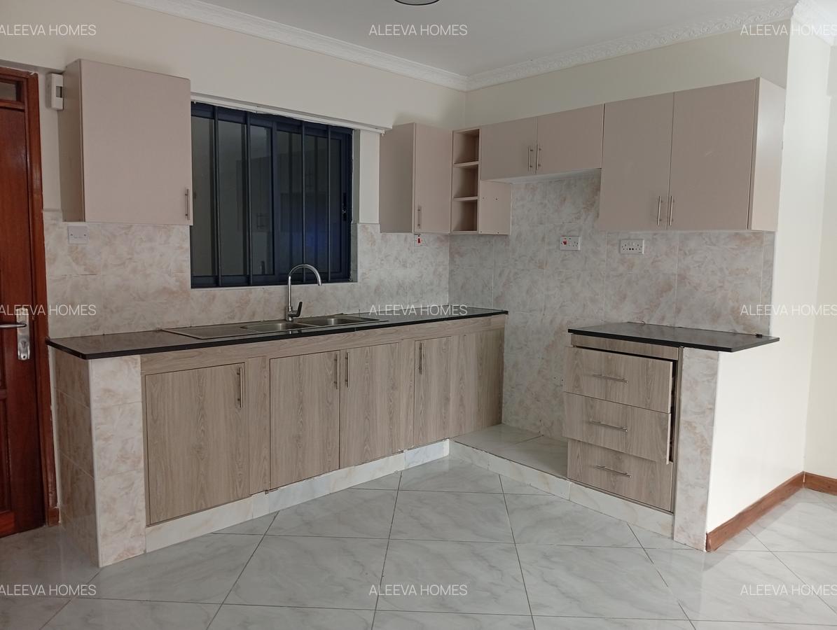 1 Bed Apartment with Gym in Westlands Area - 14