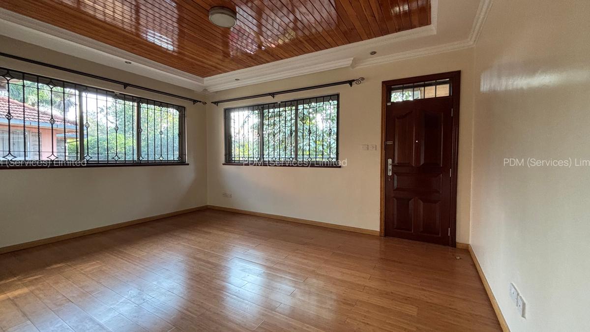 4 Bed Villa with En Suite in Runda - 11
