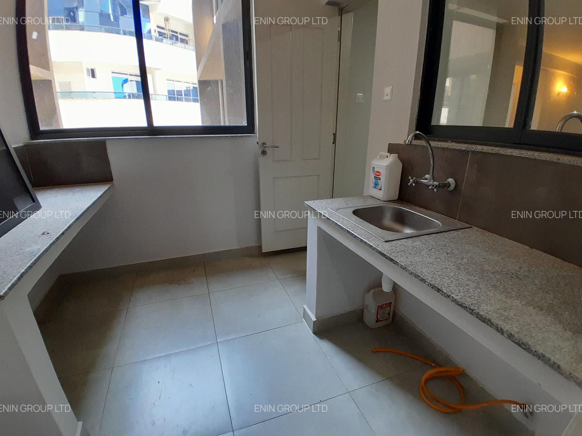 2 Bed Apartment with En Suite in Kileleshwa - 5