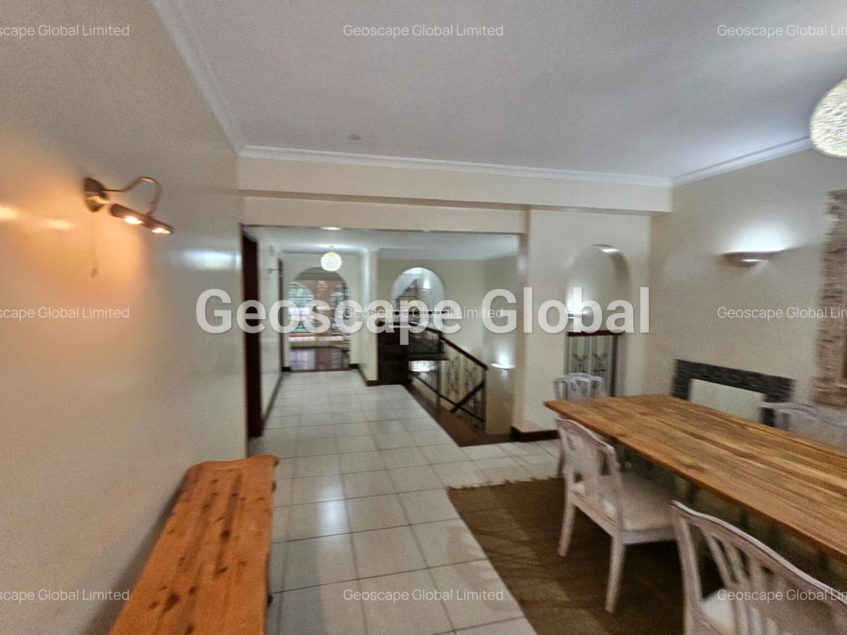 3 Bed Apartment with En Suite in Riverside - 15