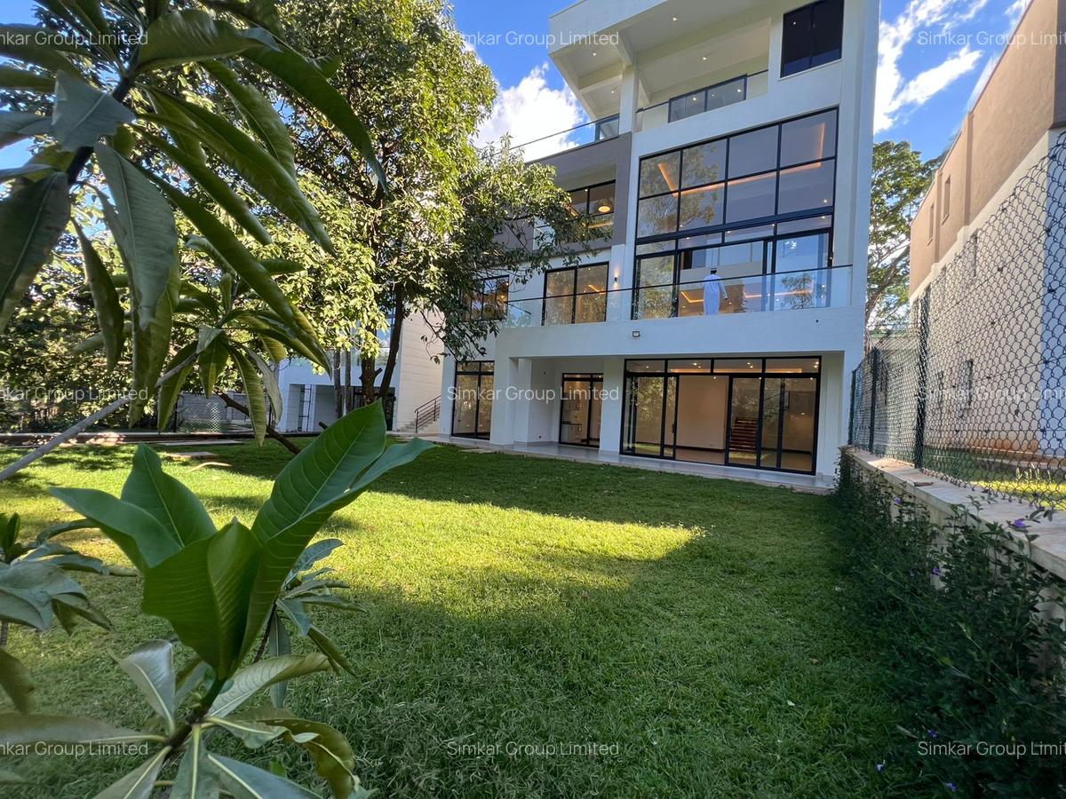 6 Bed Townhouse with En Suite at Peponi Rd - 2