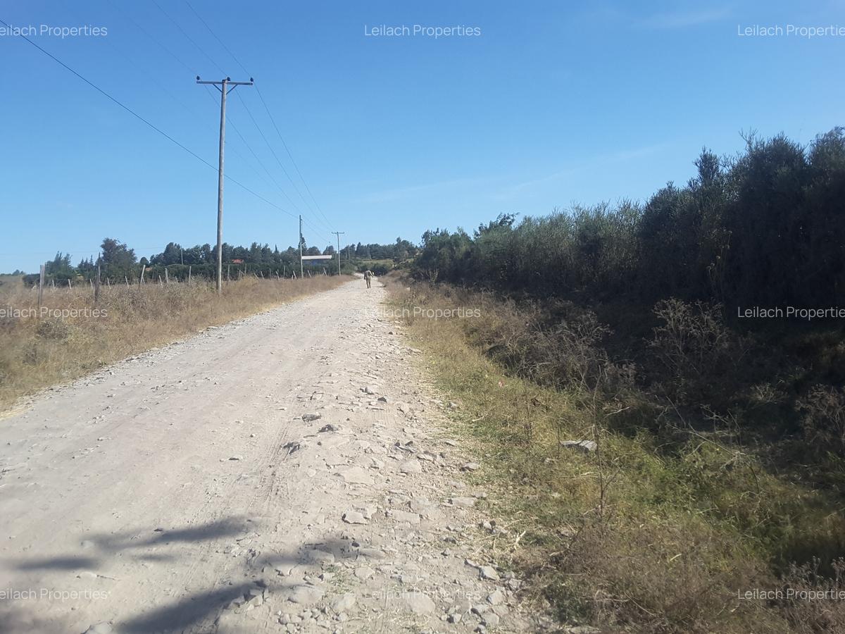 Land in Kitengela - 5