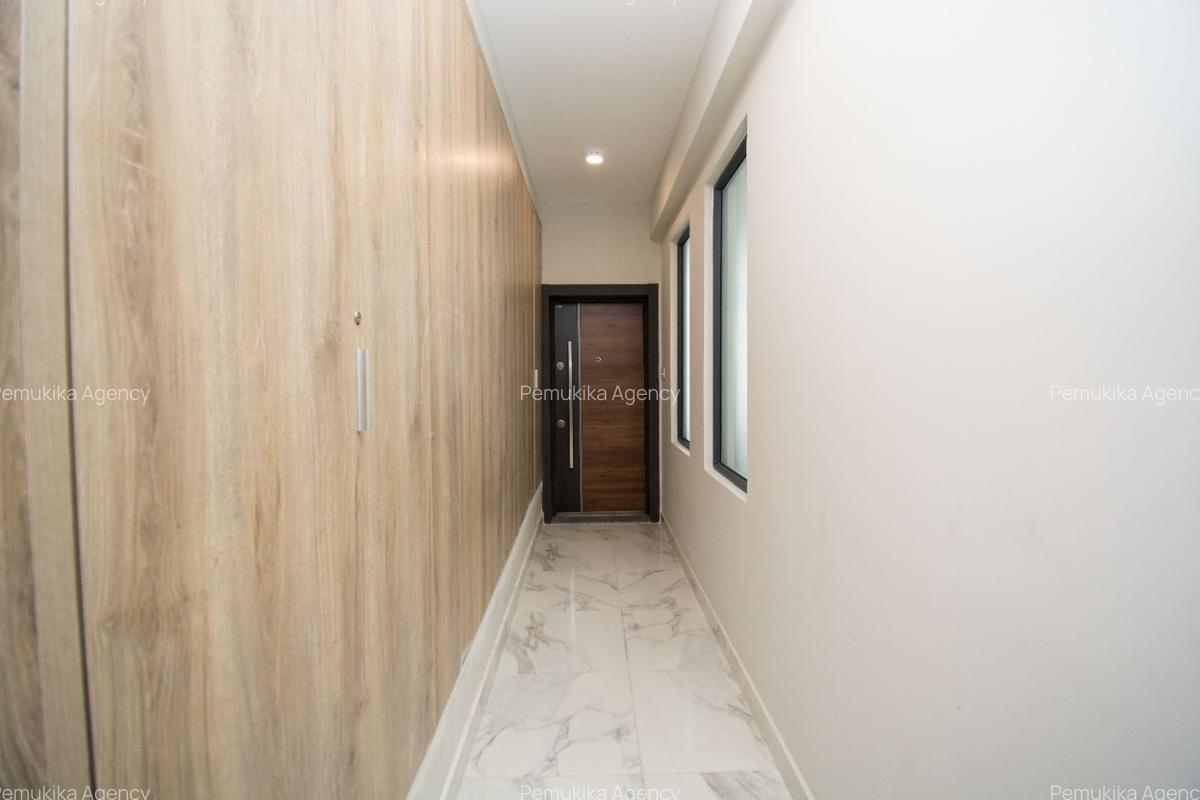 2 Bed Apartment with En Suite in Westlands Area - 13